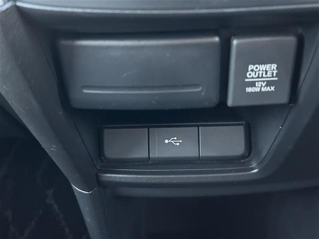 ステップワゴンスパーダ スパーダ　ホンダセンシング　７人乗り　ホンダセンシング　アダプティブクルーズコントロール　純正１０インチナビ　バックカメラ　ＥＴＣ　ドライブレコーダー　両側電動スライドドア　わくわくゲート　ＬＥＤヘッドランプ　純正ＡＷ（26枚目）