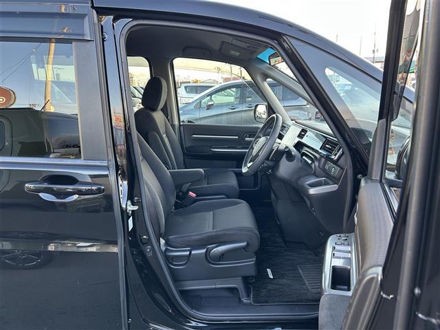 ステップワゴンスパーダ スパーダ　ホンダセンシング　７人乗り　ホンダセンシング　アダプティブクルーズコントロール　純正１０インチナビ　バックカメラ　ＥＴＣ　ドライブレコーダー　両側電動スライドドア　わくわくゲート　ＬＥＤヘッドランプ　純正ＡＷ（27枚目）