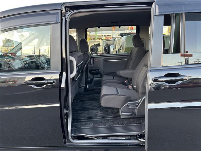 ステップワゴンスパーダ スパーダ　ホンダセンシング　７人乗り　ホンダセンシング　アダプティブクルーズコントロール　純正１０インチナビ　バックカメラ　ＥＴＣ　ドライブレコーダー　両側電動スライドドア　わくわくゲート　ＬＥＤヘッドランプ　純正ＡＷ（31枚目）