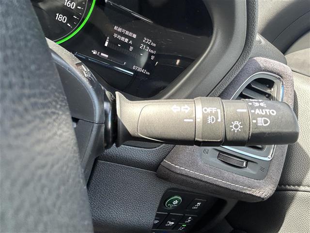 ヴェゼル ハイブリッドＲＳ・ホンダセンシング　ホンダセンシング　アダプティブクルーズコントロール　純正８インチナビ　バックカメラ　ＥＴＣ　ドライブレコーダー　ハーフレザーシート　シートヒーター　コンフォートビューパッケージ　純正１８インチＡＷ（23枚目）