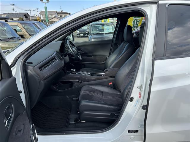 ヴェゼル ハイブリッドＲＳ・ホンダセンシング　ホンダセンシング　アダプティブクルーズコントロール　純正８インチナビ　バックカメラ　ＥＴＣ　ドライブレコーダー　ハーフレザーシート　シートヒーター　コンフォートビューパッケージ　純正１８インチＡＷ（30枚目）