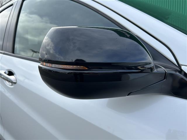 ヴェゼル ハイブリッドＲＳ・ホンダセンシング　ホンダセンシング　アダプティブクルーズコントロール　純正８インチナビ　バックカメラ　ＥＴＣ　ドライブレコーダー　ハーフレザーシート　シートヒーター　コンフォートビューパッケージ　純正１８インチＡＷ（39枚目）