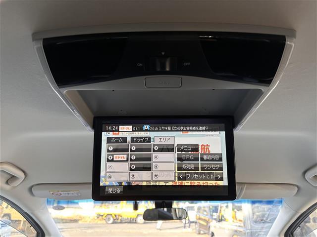 オデッセイハイブリッド ｅ：ＨＥＶアブソルート・ＥＸ　ホンダセンシング　ＢＳＭ　純正１１．６インチフリップダウンモニター　純正１０インチナビ　マルチビューカメラシステム　ＥＴＣ２．０　ドライブレコーダー　ハンズフリーパワーバックドア　両側電動スライドドア（4枚目）