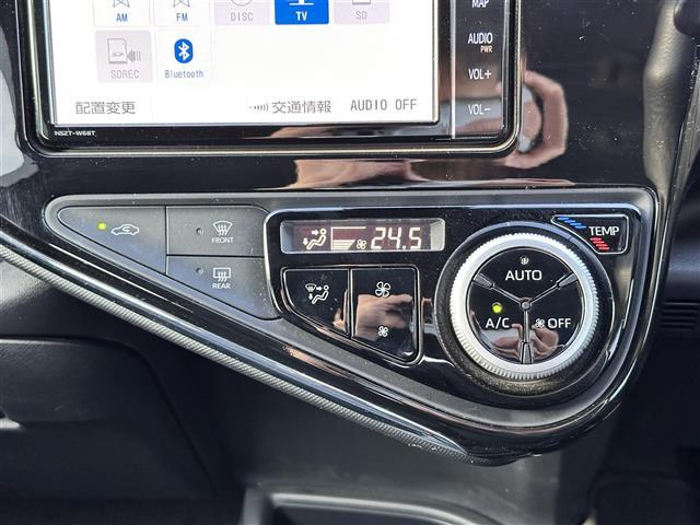 アクア Ｓスタイルブラック　セーフティセンス　パノラミックビューモニター　純正ナビ　ＥＴＣ２．０　ドライブレコーダー　ＬＥＤヘッドランプ　インテリジェントクリアランスソナー　プリクラッシュセーフティ　レーンディパーチャーアラート（12枚目）