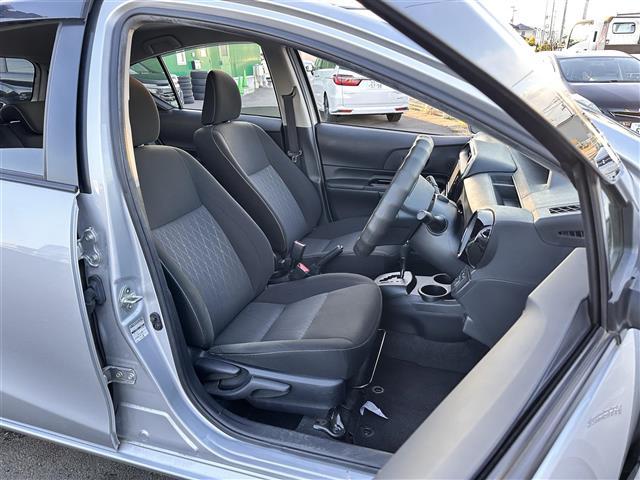 アクア Ｓスタイルブラック　セーフティセンス　パノラミックビューモニター　純正ナビ　ＥＴＣ２．０　ドライブレコーダー　ＬＥＤヘッドランプ　インテリジェントクリアランスソナー　プリクラッシュセーフティ　レーンディパーチャーアラート（14枚目）