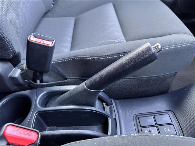 アクア Ｓスタイルブラック　セーフティセンス　パノラミックビューモニター　純正ナビ　ＥＴＣ２．０　ドライブレコーダー　ＬＥＤヘッドランプ　インテリジェントクリアランスソナー　プリクラッシュセーフティ　レーンディパーチャーアラート（26枚目）