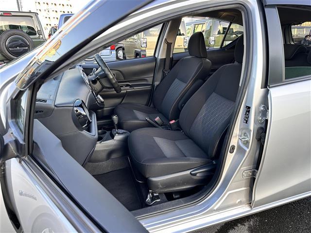 アクア Ｓスタイルブラック　セーフティセンス　パノラミックビューモニター　純正ナビ　ＥＴＣ２．０　ドライブレコーダー　ＬＥＤヘッドランプ　インテリジェントクリアランスソナー　プリクラッシュセーフティ　レーンディパーチャーアラート（29枚目）