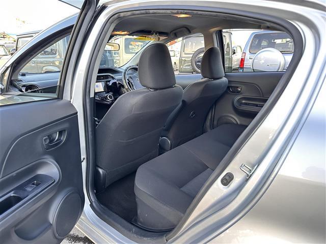 アクア Ｓスタイルブラック　セーフティセンス　パノラミックビューモニター　純正ナビ　ＥＴＣ２．０　ドライブレコーダー　ＬＥＤヘッドランプ　インテリジェントクリアランスソナー　プリクラッシュセーフティ　レーンディパーチャーアラート（32枚目）