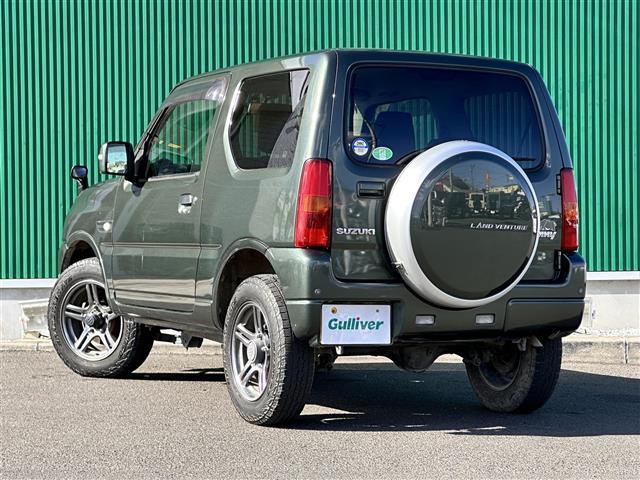 ジムニー ランドベンチャー　特別仕様車ランドベンチャー　インタークーラーターボ　パートタイム４ＷＤ（高低二段切替式）　ナビＴＶ　シートヒーター　フォグランプ　メッキグリル　ドアバイザー　メーター３眼クロムメッキリング　純正ＡＷ（20枚目）