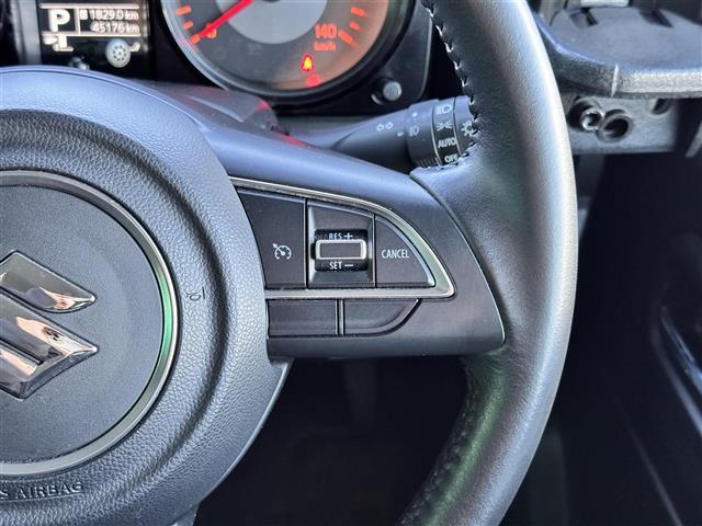ジムニー ＸＣ　セーフティサポート　クルーズコントロール　純正ディスプレイオーディオ　ＣＤ／ＤＶＤ／Ｂｌｕｅｔｏｏｔｈ　ＥＴＣ　シートヒーター　ＲＡＹＳ１６インチアルミホイール　トーヨーオープンカントリータイヤ（7枚目）