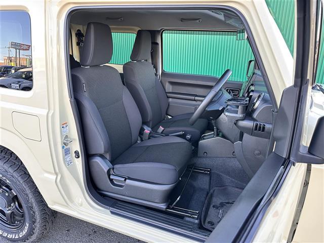 ジムニー ＸＣ　セーフティサポート　クルーズコントロール　純正ディスプレイオーディオ　ＣＤ／ＤＶＤ／Ｂｌｕｅｔｏｏｔｈ　ＥＴＣ　シートヒーター　ＲＡＹＳ１６インチアルミホイール　トーヨーオープンカントリータイヤ（14枚目）
