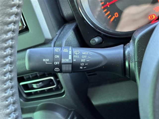 ジムニー ＸＣ　セーフティサポート　クルーズコントロール　純正ディスプレイオーディオ　ＣＤ／ＤＶＤ／Ｂｌｕｅｔｏｏｔｈ　ＥＴＣ　シートヒーター　ＲＡＹＳ１６インチアルミホイール　トーヨーオープンカントリータイヤ（22枚目）