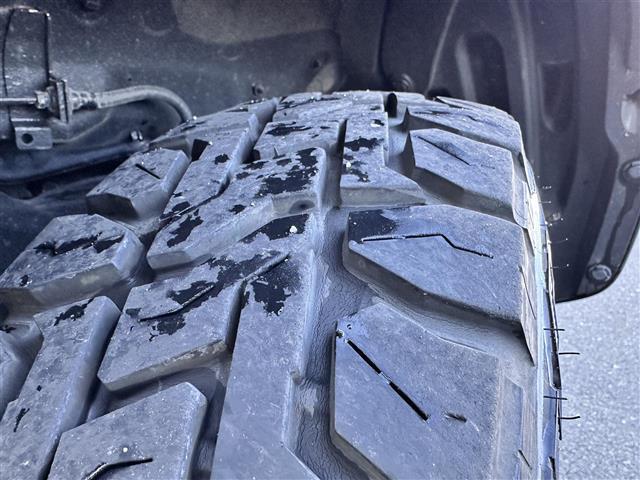 ジムニー ＸＣ　セーフティサポート　クルーズコントロール　純正ディスプレイオーディオ　ＣＤ／ＤＶＤ／Ｂｌｕｅｔｏｏｔｈ　ＥＴＣ　シートヒーター　ＲＡＹＳ１６インチアルミホイール　トーヨーオープンカントリータイヤ（43枚目）