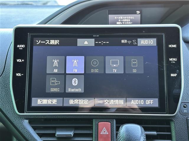 ヴォクシー ＺＳ　煌ＩＩＩ　セーフティセンス　クルーズコントロール　クリアランスソナー　純正１２インチフリップダウンモニター　純正１０インチナビ　バックカメラ　ＥＴＣ　両側電動スライドドア　ハーフレザーシート　純正アルミホイール（6枚目）