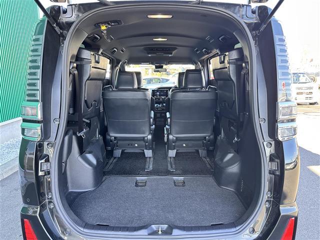 ヴォクシー ＺＳ　煌ＩＩＩ　セーフティセンス　クルーズコントロール　クリアランスソナー　純正１２インチフリップダウンモニター　純正１０インチナビ　バックカメラ　ＥＴＣ　両側電動スライドドア　ハーフレザーシート　純正アルミホイール（16枚目）