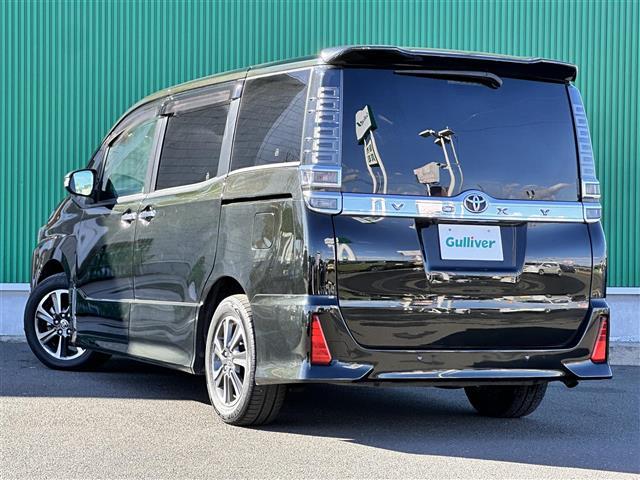 ヴォクシー ＺＳ　煌ＩＩＩ　セーフティセンス　クルーズコントロール　クリアランスソナー　純正１２インチフリップダウンモニター　純正１０インチナビ　バックカメラ　ＥＴＣ　両側電動スライドドア　ハーフレザーシート　純正アルミホイール（20枚目）