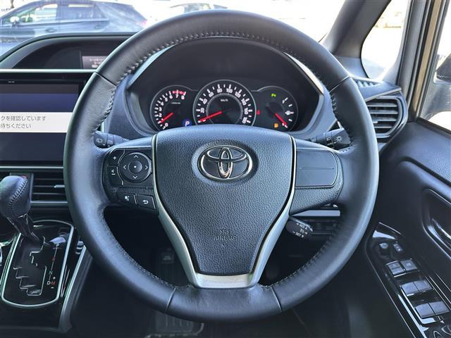 ヴォクシー ＺＳ　煌ＩＩＩ　セーフティセンス　クルーズコントロール　クリアランスソナー　純正１２インチフリップダウンモニター　純正１０インチナビ　バックカメラ　ＥＴＣ　両側電動スライドドア　ハーフレザーシート　純正アルミホイール（21枚目）