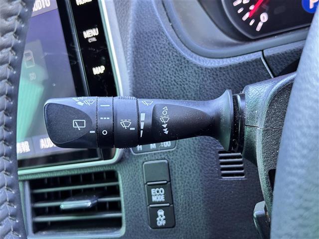 ヴォクシー ＺＳ　煌ＩＩＩ　セーフティセンス　クルーズコントロール　クリアランスソナー　純正１２インチフリップダウンモニター　純正１０インチナビ　バックカメラ　ＥＴＣ　両側電動スライドドア　ハーフレザーシート　純正アルミホイール（22枚目）