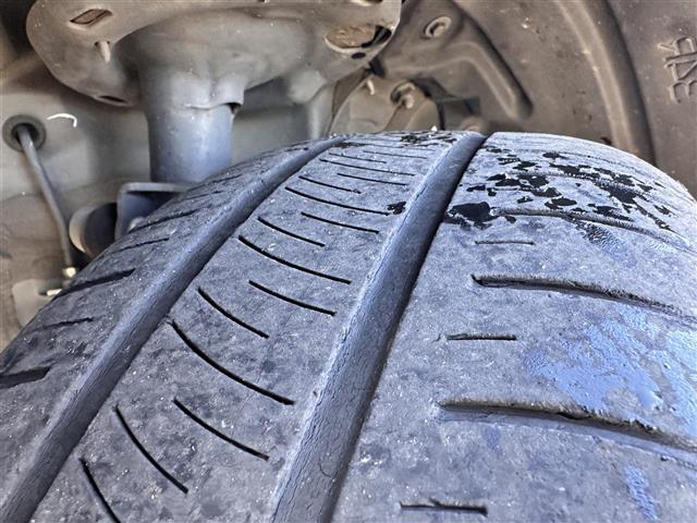 ヴォクシー ＺＳ　煌ＩＩＩ　セーフティセンス　クルーズコントロール　クリアランスソナー　純正１２インチフリップダウンモニター　純正１０インチナビ　バックカメラ　ＥＴＣ　両側電動スライドドア　ハーフレザーシート　純正アルミホイール（43枚目）