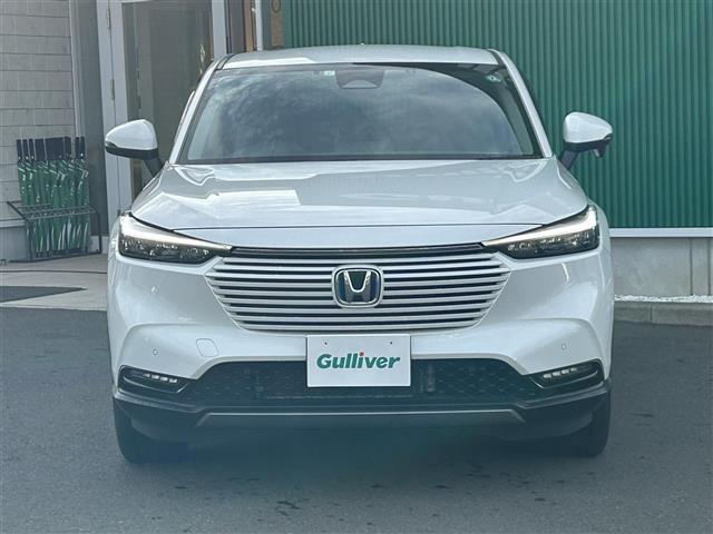 ヴェゼル ｅ：ＨＥＶ　Ｘ　ワンオーナー　ホンダセンシング　渋滞追従機能付アダプティブクルーズコントロール　社外９インチナビ　ＥＴＣ　衝突軽減ブレーキ　誤発進抑制機能　車線維持支援システム　パーキングセンサー　オートハイビーム（34枚目）