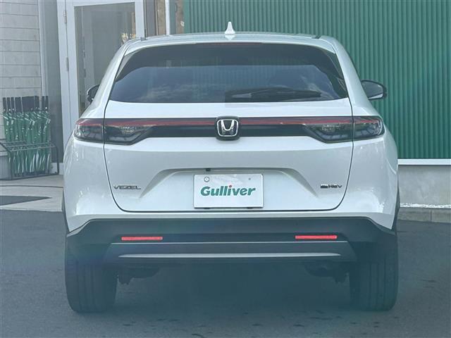 ヴェゼル ｅ：ＨＥＶ　Ｘ　ワンオーナー　ホンダセンシング　渋滞追従機能付アダプティブクルーズコントロール　社外９インチナビ　ＥＴＣ　衝突軽減ブレーキ　誤発進抑制機能　車線維持支援システム　パーキングセンサー　オートハイビーム（37枚目）