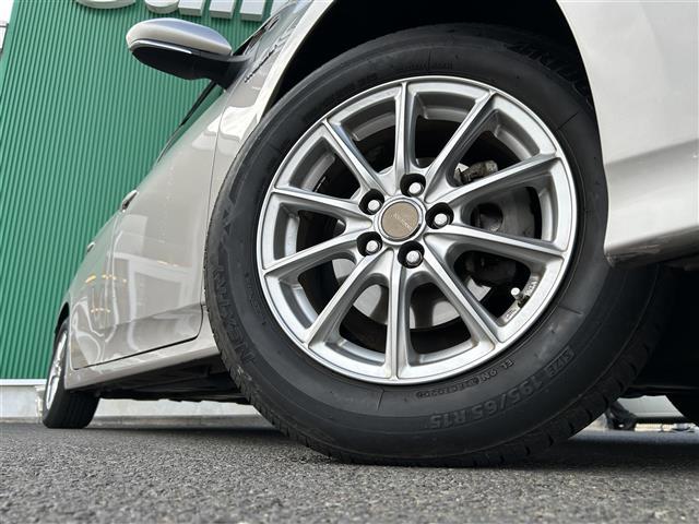 プリウス Ｓセーフティプラス　社外ＳＤナビ　ＣＤ　ＤＶＤ　ＢＴ　フルセグＴＶ　バックカメラ　社外ドライブレコーダー　社外１５インチＡＷ　レーダークルーズコントロール　レーンディパーチャートアラート　オートハイビーム　ＬＥＤライト（17枚目）