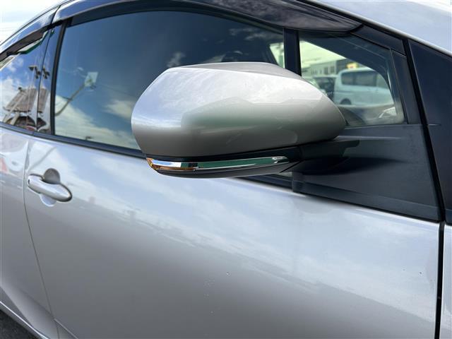 プリウス Ｓセーフティプラス　社外ＳＤナビ　ＣＤ　ＤＶＤ　ＢＴ　フルセグＴＶ　バックカメラ　社外ドライブレコーダー　社外１５インチＡＷ　レーダークルーズコントロール　レーンディパーチャートアラート　オートハイビーム　ＬＥＤライト（39枚目）