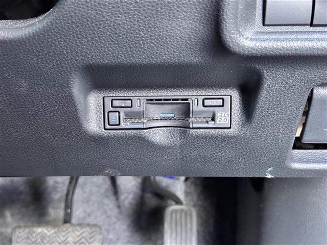 シエンタ ハイブリッドＺ　５人乗　コンフォートパッケージ　セーフティセンス　レーダークルーズコントロール　１０．５インチディスプレイオーディオ　パノラミックビューモニター　両側電動スライドドア　純正ＯＰ１５インチアルミホイール（7枚目）