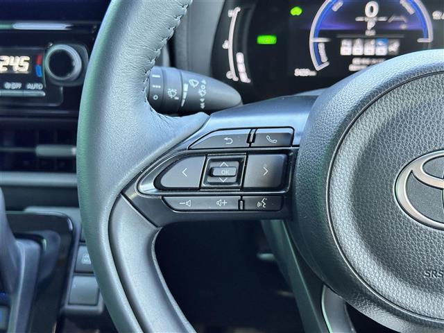 シエンタ ハイブリッドＺ　５人乗　コンフォートパッケージ　セーフティセンス　レーダークルーズコントロール　１０．５インチディスプレイオーディオ　パノラミックビューモニター　両側電動スライドドア　純正ＯＰ１５インチアルミホイール（8枚目）