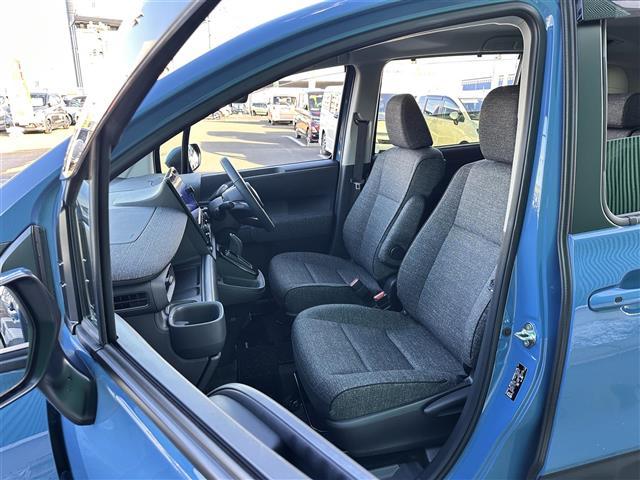 シエンタ ハイブリッドＺ　５人乗　コンフォートパッケージ　セーフティセンス　レーダークルーズコントロール　１０．５インチディスプレイオーディオ　パノラミックビューモニター　両側電動スライドドア　純正ＯＰ１５インチアルミホイール（29枚目）