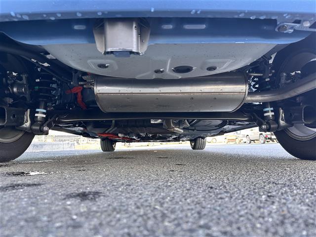 シエンタ ハイブリッドＺ　５人乗　コンフォートパッケージ　セーフティセンス　レーダークルーズコントロール　１０．５インチディスプレイオーディオ　パノラミックビューモニター　両側電動スライドドア　純正ＯＰ１５インチアルミホイール（42枚目）