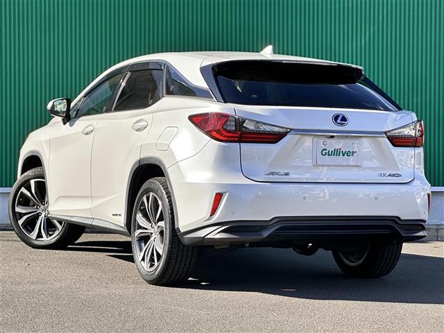 ＲＸ ＲＸ４５０ｈ　バージョンＬ　セーフティシステムプラス　ＢＳＭ　レーダークルーズコントロール　パノラミックビューモニター　純正ナビ　ＥＴＣ２．０　ドライブレコーダー　パワーバックドア　本革シート　前席／後席パワーシート　３眼ＬＥＤ（20枚目）