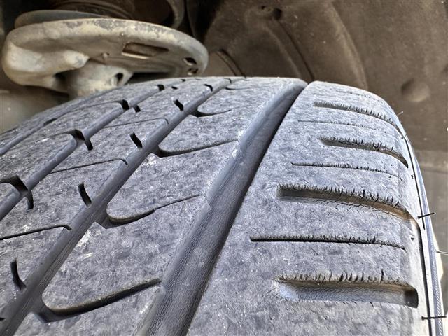 ＲＸ ＲＸ４５０ｈ　バージョンＬ　セーフティシステムプラス　ＢＳＭ　レーダークルーズコントロール　パノラミックビューモニター　純正ナビ　ＥＴＣ２．０　ドライブレコーダー　パワーバックドア　本革シート　前席／後席パワーシート　３眼ＬＥＤ（43枚目）