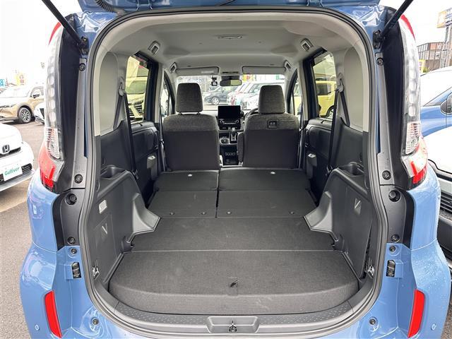 シエンタ ハイブリッドＺ　セーフティセンス　レーダークルーズコントロール　ＢＳＭ　コンフォートパッケージ　１０．５インチディスプレイオーディオ　パノラミックビューモニター　ＥＴＣ　ドライブレコーダー　両側電動スライドドア（16枚目）