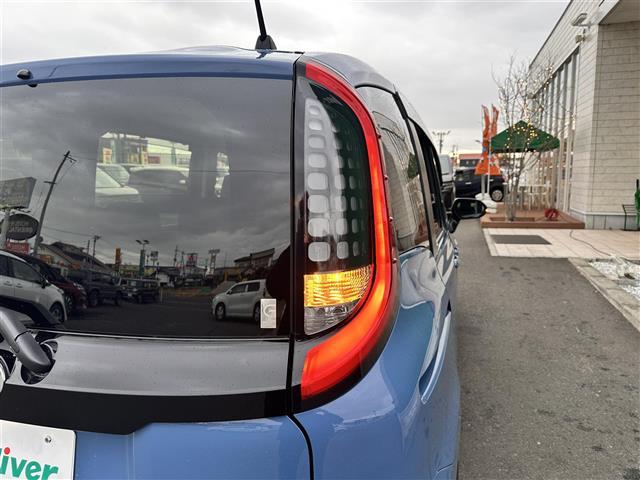 シエンタ ハイブリッドＺ　セーフティセンス　レーダークルーズコントロール　ＢＳＭ　コンフォートパッケージ　１０．５インチディスプレイオーディオ　パノラミックビューモニター　ＥＴＣ　ドライブレコーダー　両側電動スライドドア（40枚目）