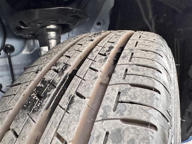 シエンタ ハイブリッドＺ　セーフティセンス　レーダークルーズコントロール　ＢＳＭ　コンフォートパッケージ　１０．５インチディスプレイオーディオ　パノラミックビューモニター　ＥＴＣ　ドライブレコーダー　両側電動スライドドア（43枚目）