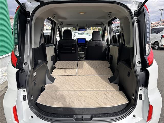 シエンタ ハイブリッドＺ　寒冷地仕様　モデリスタ１５インチＡＷ　セーフティセンス　トヨタチームメイト　アドバンストパーク　コンフォートパッケージ　パノラミックビューモニター　ＥＴＣ　ドライブレコーダー　両側電動スライドドア（16枚目）