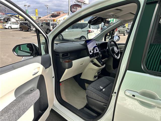 シエンタ ハイブリッドＺ　寒冷地仕様　モデリスタ１５インチＡＷ　セーフティセンス　トヨタチームメイト　アドバンストパーク　コンフォートパッケージ　パノラミックビューモニター　ＥＴＣ　ドライブレコーダー　両側電動スライドドア（30枚目）