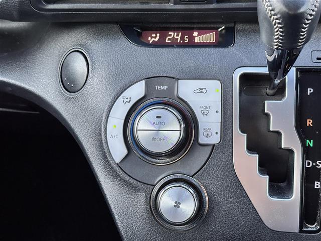 シエンタ Ｇ　７人乗り　セーフティセンス　純正１２インチフリップダウンモニター　純正ナビ　バックカメラ　ＥＴＣ　ドライブレコーダー　両側電動スライドドア　クリアランスソナー　プリクラッシュセーフティ　ＬＤＡ（10枚目）