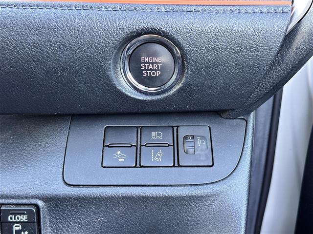 シエンタ Ｇ　７人乗り　セーフティセンス　純正１２インチフリップダウンモニター　純正ナビ　バックカメラ　ＥＴＣ　ドライブレコーダー　両側電動スライドドア　クリアランスソナー　プリクラッシュセーフティ　ＬＤＡ（12枚目）