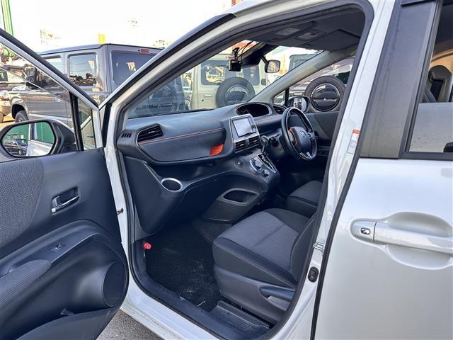 シエンタ Ｇ　７人乗り　セーフティセンス　純正１２インチフリップダウンモニター　純正ナビ　バックカメラ　ＥＴＣ　ドライブレコーダー　両側電動スライドドア　クリアランスソナー　プリクラッシュセーフティ　ＬＤＡ（30枚目）