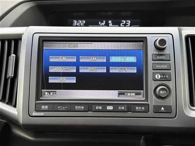 ステップワゴンスパーダ Ｚ　インターナビセレクション　ワンオーナー／ＨＯＮＤＡインターナビ／両側パワースライドドア／マルチビューカメラシステム／純正フリップダウンモニター／パドルシフト／スペアキー／ビルトインＥＴＣ／純正フロアマット／センターコンソール（12枚目）
