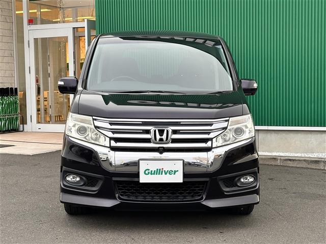 ステップワゴンスパーダ Ｚ　インターナビセレクション　ワンオーナー／ＨＯＮＤＡインターナビ／両側パワースライドドア／マルチビューカメラシステム／純正フリップダウンモニター／パドルシフト／スペアキー／ビルトインＥＴＣ／純正フロアマット／センターコンソール（18枚目）