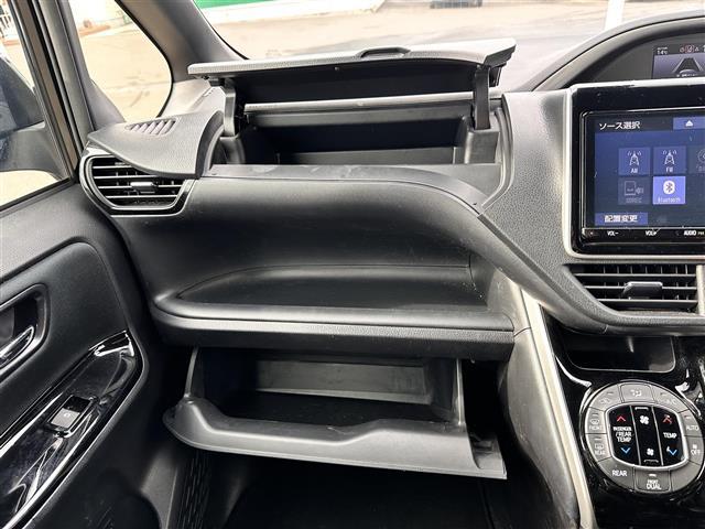 ヴォクシー ZS 煌II(2枚目)