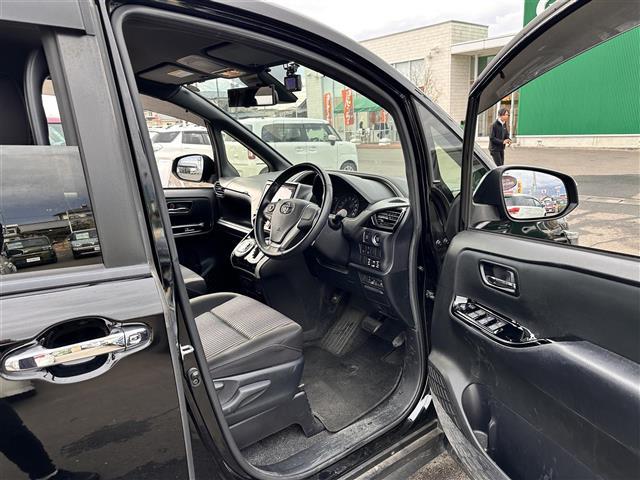 ヴォクシー ZS 煌II(27枚目)