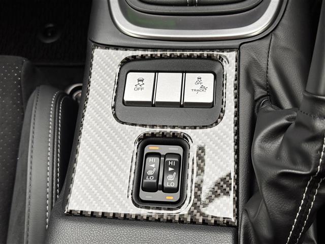 ＧＲ８６ ＲＺ　ワンオーナー　車高調　ＢＲＩＤＥフルバケットシート　社外ナビ　Ｂｌｕｅｔｏｏｔｈ　フルセグＴＶ　ＥＴＣ　クルーズコントロール　バックカメラ　シートヒーター　ブラインドスポットモニター　ＥＮＫＥＩアルミ（13枚目）