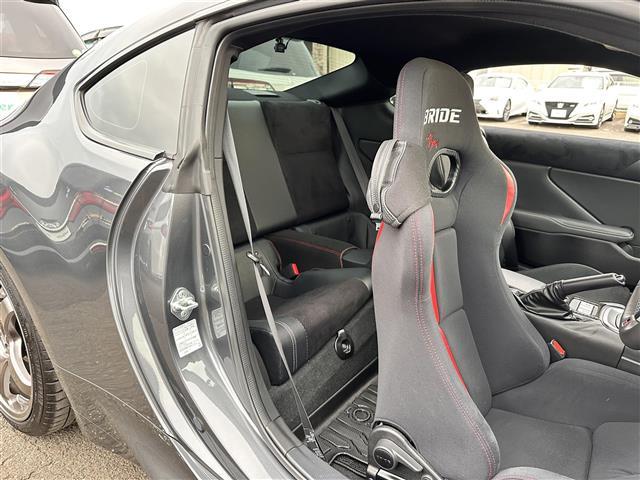 ＧＲ８６ ＲＺ　ワンオーナー　車高調　ＢＲＩＤＥフルバケットシート　社外ナビ　Ｂｌｕｅｔｏｏｔｈ　フルセグＴＶ　ＥＴＣ　クルーズコントロール　バックカメラ　シートヒーター　ブラインドスポットモニター　ＥＮＫＥＩアルミ（15枚目）