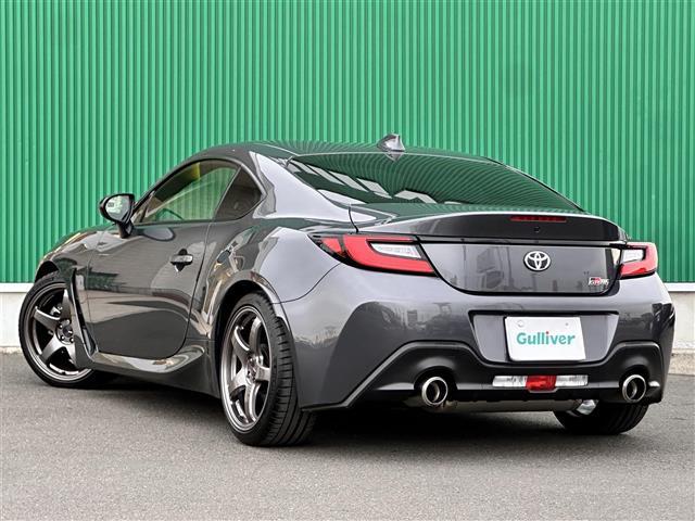 ＧＲ８６ ＲＺ　ワンオーナー　車高調　ＢＲＩＤＥフルバケットシート　社外ナビ　Ｂｌｕｅｔｏｏｔｈ　フルセグＴＶ　ＥＴＣ　クルーズコントロール　バックカメラ　シートヒーター　ブラインドスポットモニター　ＥＮＫＥＩアルミ（20枚目）