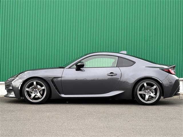 ＧＲ８６ ＲＺ　ワンオーナー　車高調　ＢＲＩＤＥフルバケットシート　社外ナビ　Ｂｌｕｅｔｏｏｔｈ　フルセグＴＶ　ＥＴＣ　クルーズコントロール　バックカメラ　シートヒーター　ブラインドスポットモニター　ＥＮＫＥＩアルミ（36枚目）