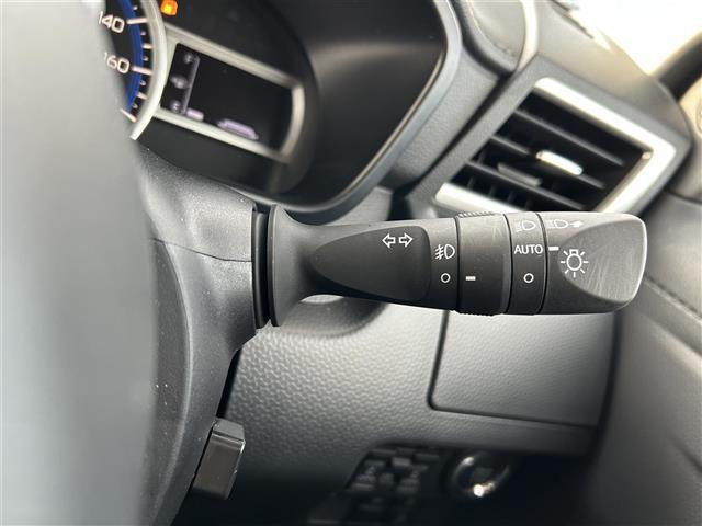 ルーミー カスタムＧ－Ｔ　スマートアシスト　アダプティブクルーズコントロール　純正ナビ　バックカメラ　ＥＴＣ　ドライブレコーダー　ウェルカムパワースライドドア　純正１５インチＡＷ　ブレーキ制御機能付誤発進抑制機能　ＬＥＤライト（24枚目）